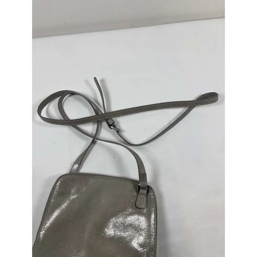 HOBO Int Gray Handcrafted Soft Leather Small Crossbody Shoulder Bag Versatile‎